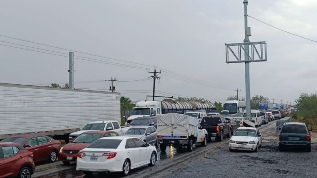 Bloqueos en cinco carreteras de Tamaulipas por crisis agrícola