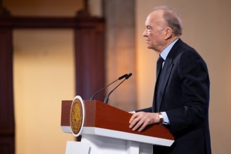 MC y PAN: salida de Gertz Manero fue remoción, no renuncia