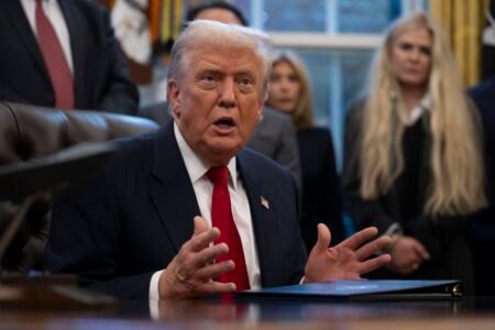 Trump pide a Indiana redistribuir distritos para mayoría republicana