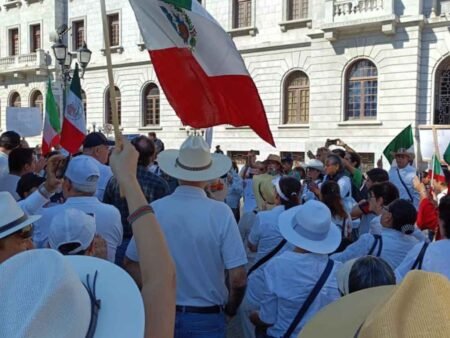 Marcha en Tamaulipas exige justicia tras muerte de joven