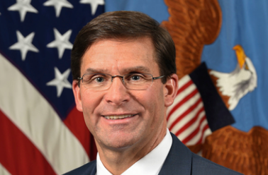 Mark Esper urge a México a reforzar seguridad en la frontera