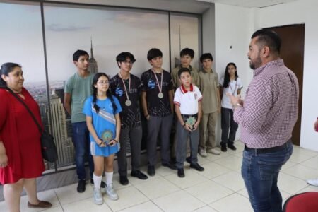 Estudiantes de Tamaulipas ganan en Olimpiada de Ciencia y Tecnología
