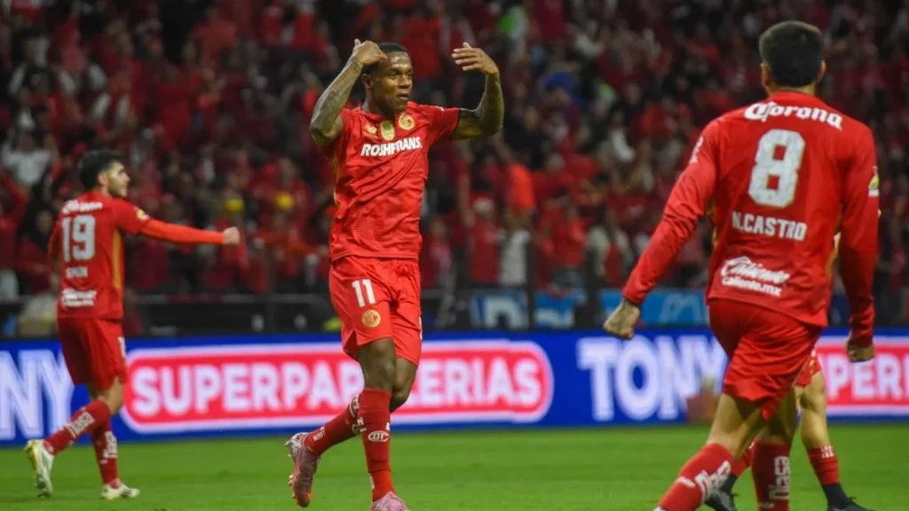 Toluca bicampeón de Liga MX tras vencer a Tigres en penales