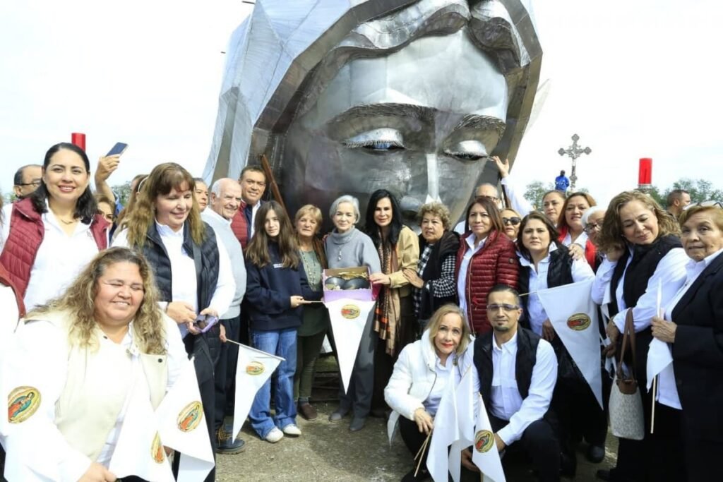 María de Villarreal entrega pupilas bendecidas a santuario en Tamaulipas