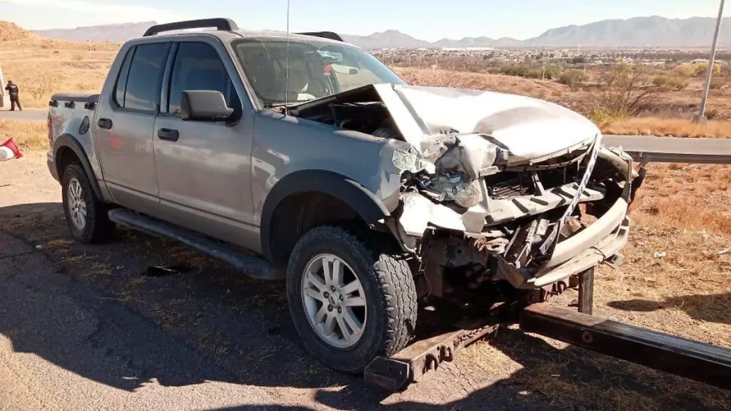 Choque en carretera Aldama-Chihuahua deja dos mujeres heridas