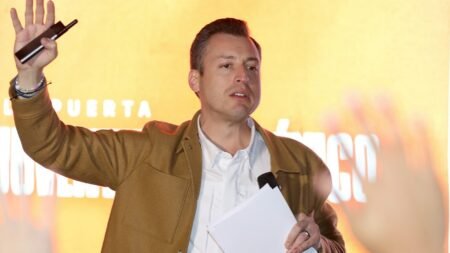 Luis Donaldo Colosio analiza candidatura a gobernador de Nuevo León