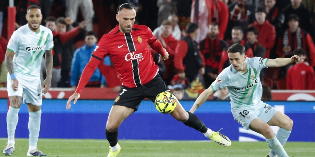 Aguirre considera a Álvaro Fidalgo para la selección mexicana Aguirre considera a Álvaro Fidalgo para la selección mexicana