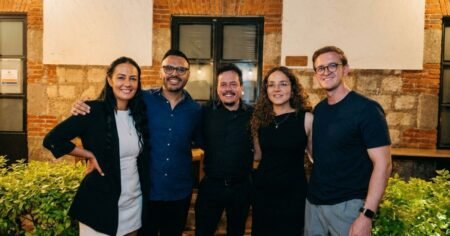 PRI, PAN y Morena debaten polarización digital en CDMX