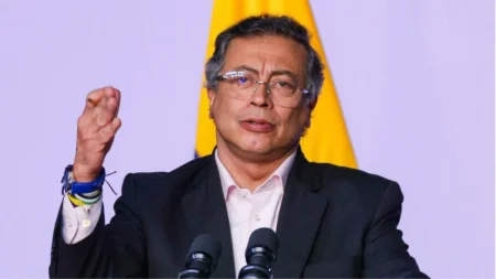 Petro pide a Corte reactivar emergencia económica por frente frío