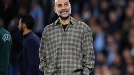 La camisa de Pep Guardiola se agota tras volverse viral