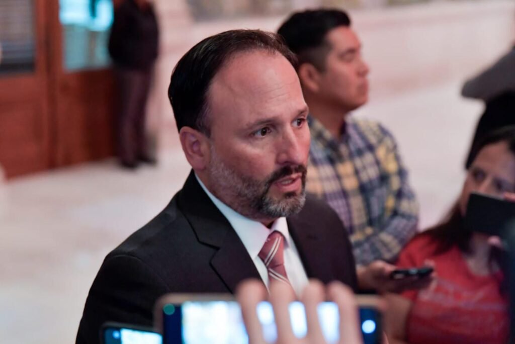 Santiago de la Peña lidera encuesta del PAN en Chihuahua