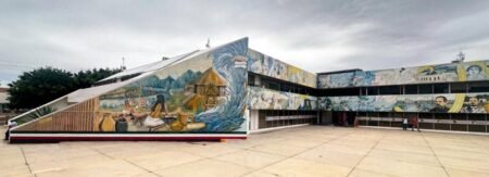 Tamaulipas analiza restringir celulares en escuelas por salud mental