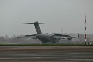 EE. UU. emplea bases británicas para frenar misiles de Irán