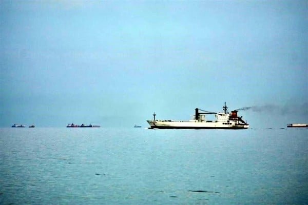 Trump advierte escolta militar de EE UU en Ormuz si es necesario Trump advierte escolta militar de EE UU en Ormuz si es necesario