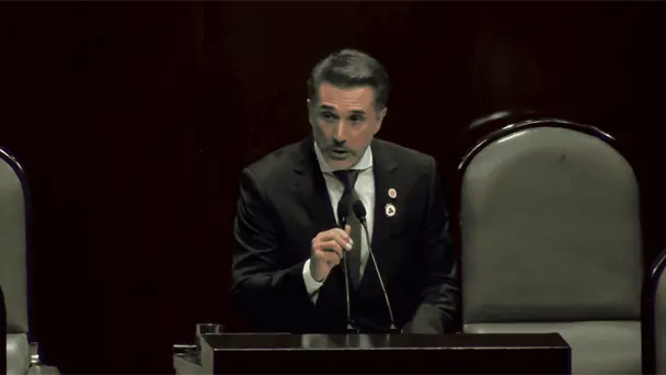 Sergio Mayer, suspendido de Morena tras participar en reality