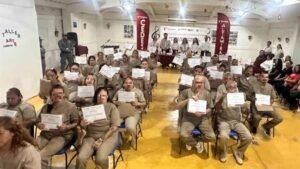 Capacitan a 188 internos del CEDES Altamira en oficios técnicos