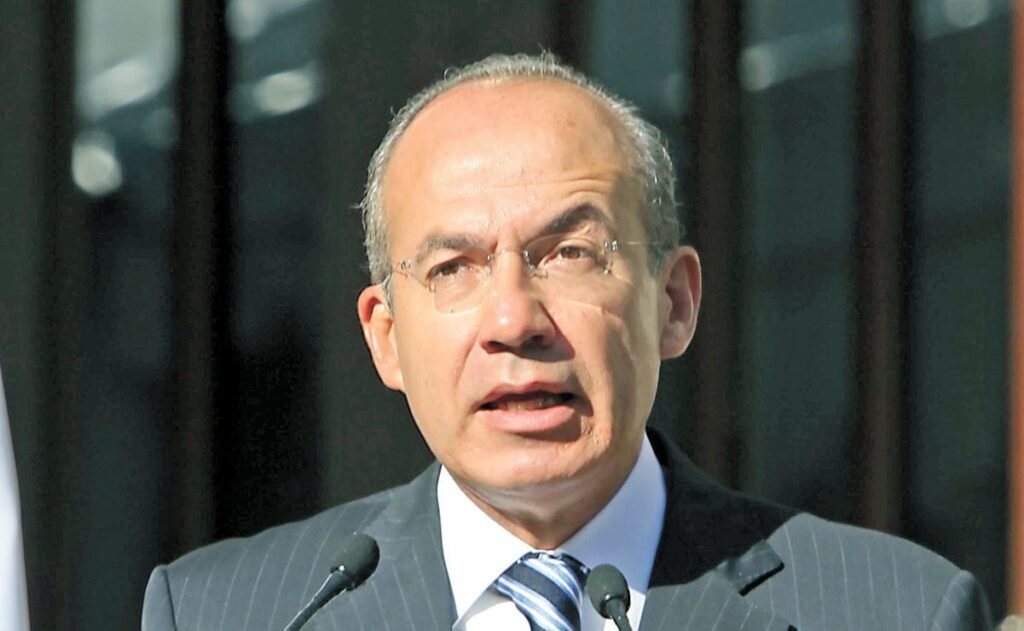 Sheinbaum acusa a Calderón de ceder a agentes extranjeros en México