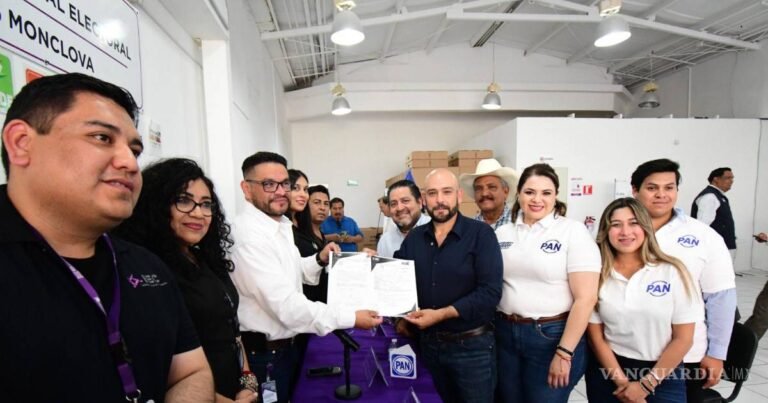 PAN registra a Héctor Garza como candidato a diputado en Monclova