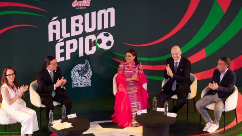 CDMX inaugura exposición sobre historia del fútbol rumbo al Mundial 2026