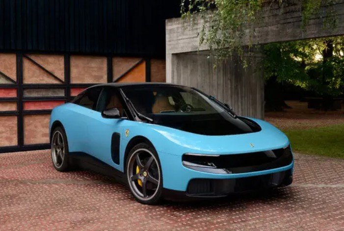 Ferrari presenta Luce, su primer auto eléctrico, y genera polémica