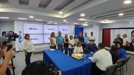Omeheira López se registra a dirigencia del PAN en Tamaulipas