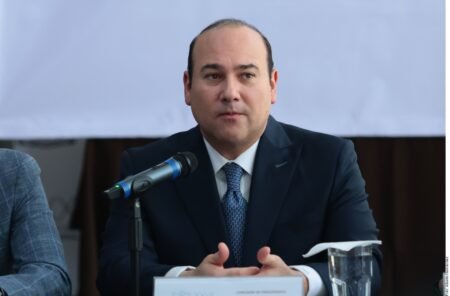 Arturo Salinas pide al PAN definir alianza para elecciones 2027