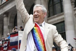 Ian McKellen: Alec Guinness le pidió dejar activismo LGTB