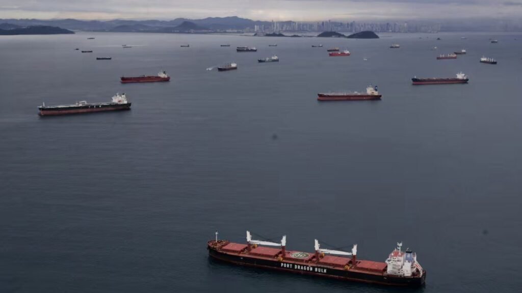 Guerra en Medio Oriente eleva ingresos récord del Canal de Panamá