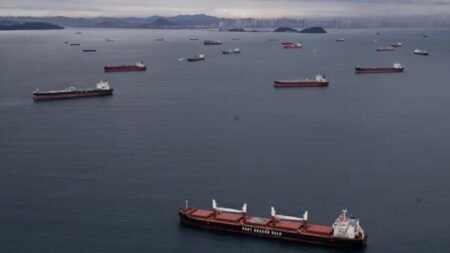 Guerra en Medio Oriente eleva ingresos récord del Canal de Panamá