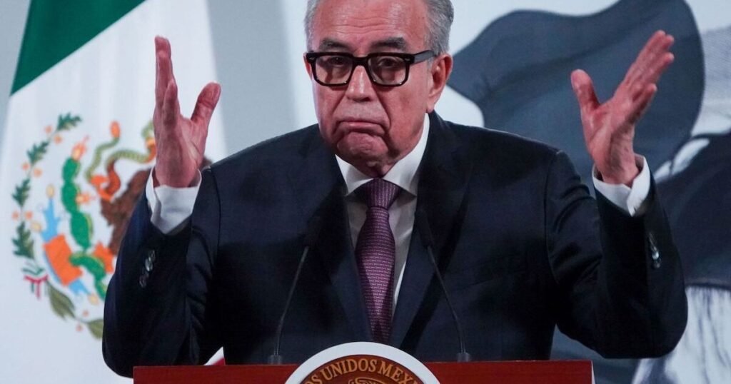 UIF congela cuentas de Rubén Rocha Moya y funcionarios de Sinaloa