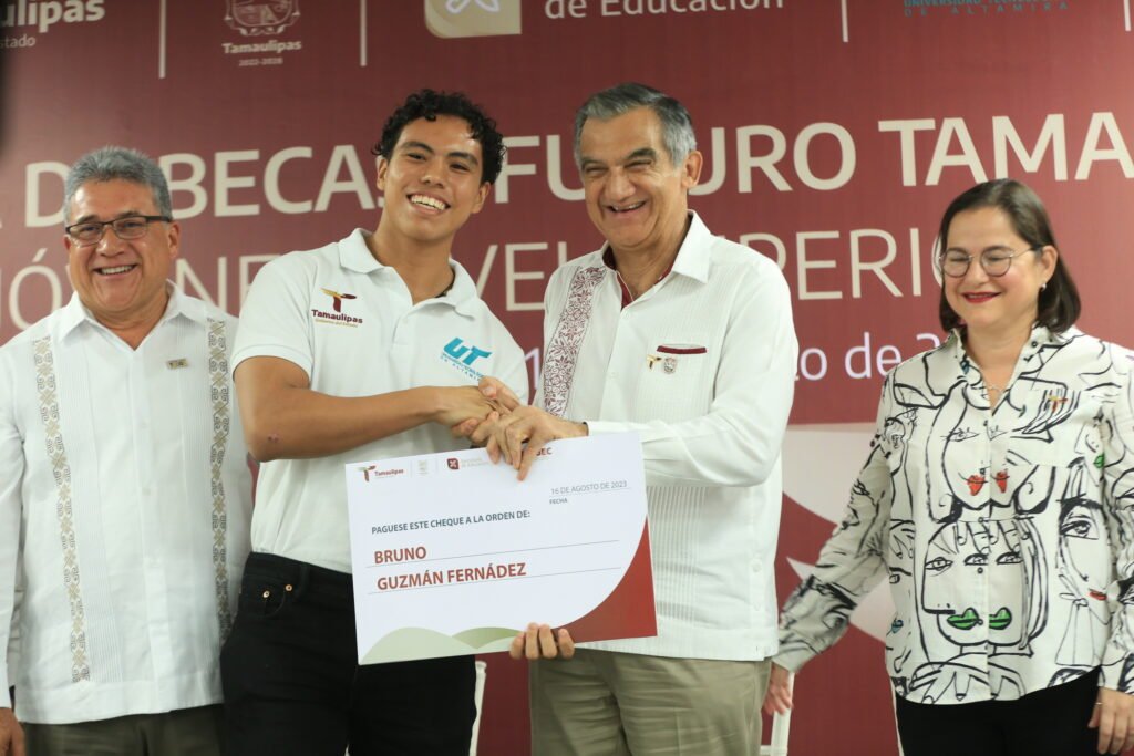 Américo Villarreal Anaya impulsa oportunidades educativas para más de 227 mil estudiantes tamaulipecos