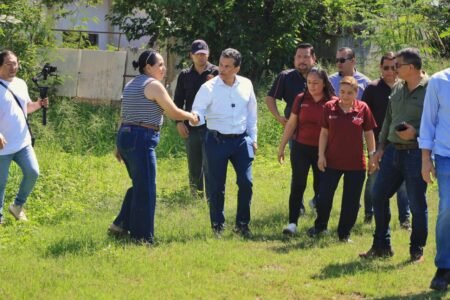 Victoria inicia construcción de aula regional en primaria Satélite