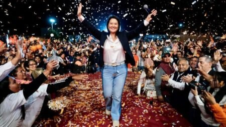 Keiko Fujimori es proclamada presidenta de Perú por la ONPE