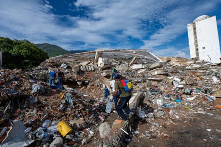 Terremotos en Venezuela: más de 1,900 muertos y rescates siguen Terremotos en Venezuela: más de 1,900 muertos y rescates siguen