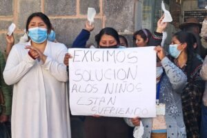 Bloqueos en Bolivia causan crisis humanitaria y diez muertes