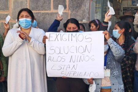 Bloqueos en Bolivia causan crisis humanitaria y diez muertes