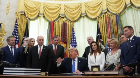 Trump rechaza renovar T-MEC y aumenta incertidumbre regional