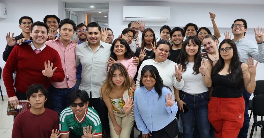 Morena inaugura campamento de formación política para jóvenes