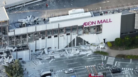 Terremoto de 7,1 en Kyushu: colapsa centro comercial y hay víctimas