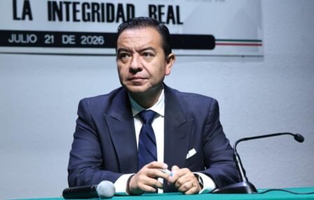 PAN propone castigar cobros ilegales en telecomunicaciones