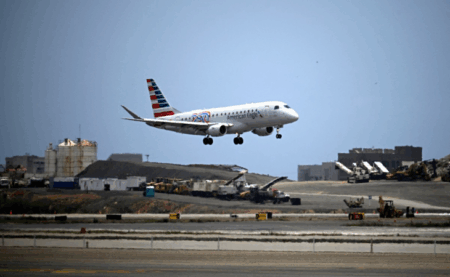 Aeropuerto de Maiquetía reabrirá tras sismos en La Guaira