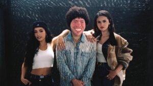 Selena Gomez, Becky G y Benny Blanco estrenan video "Te Olvido"