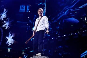 Ed Sheeran firma con Interscope tras 15 años en Warner Music