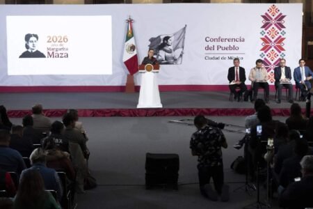 Sheinbaum resalta crecimiento económico y récord en empleo en México