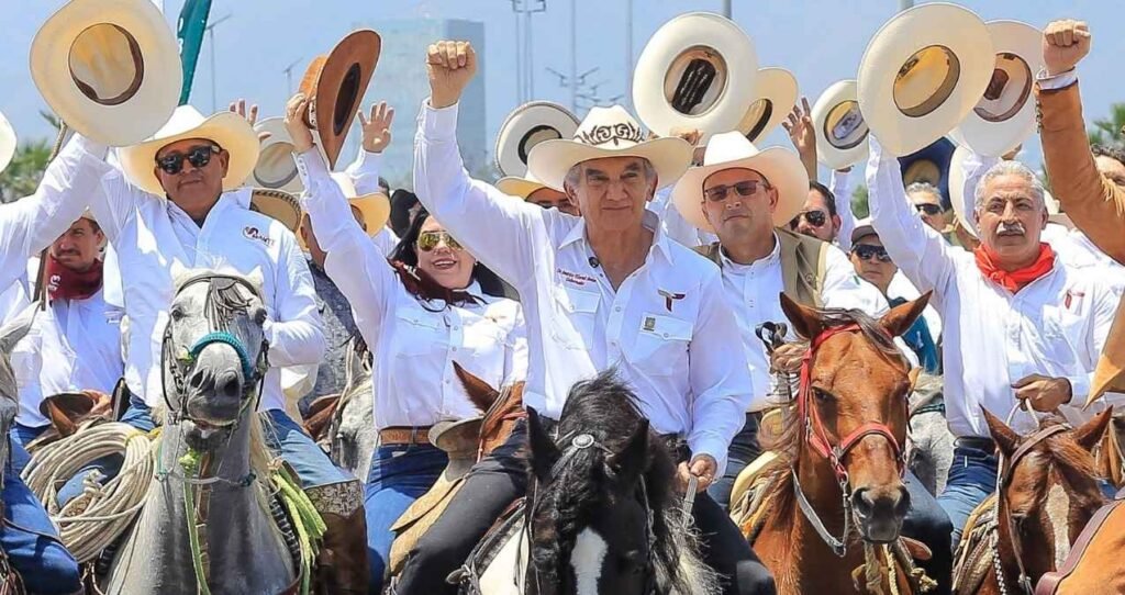 Más de 2,000 jinetes celebran Cabalgata de la Unidad en Tamaulipas