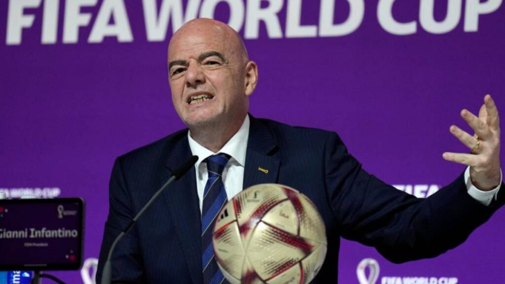 UEFA descarta boicot a FIFA y exige relevo a Infantino