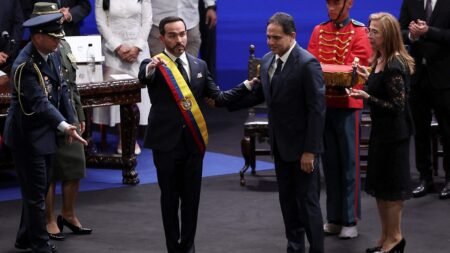 Abelardo de la Espriella asume presidencia de Colombia
