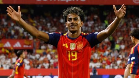España vence 4-1 a Croacia en su estreno en la Nations League