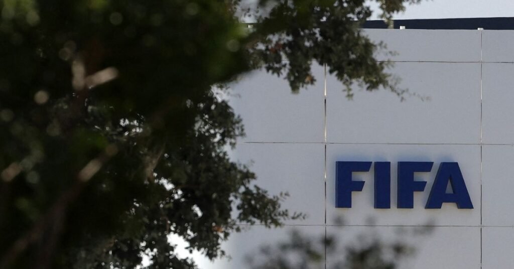 FIFA denuncia campaña de desprestigio de UEFA en tribunales de EE UU