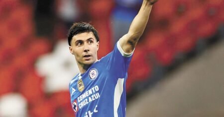 Cruz Azul vence 1-0 a Santos con gol decisivo de Paradela